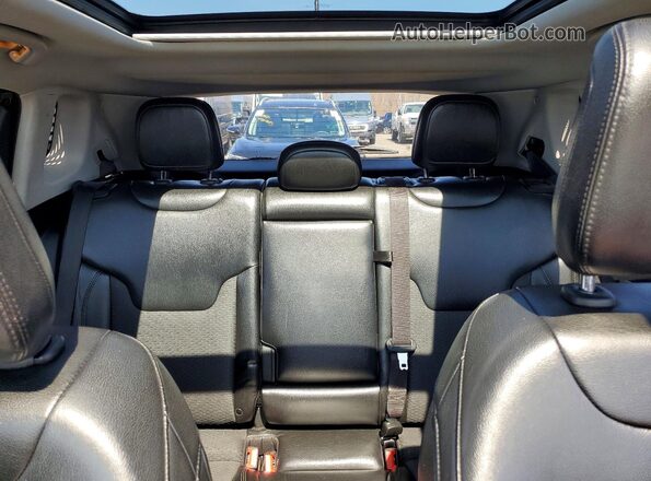 3C4NJDBB4NT199766 2022 JEEP COMPASS Черный Вид задних сидений