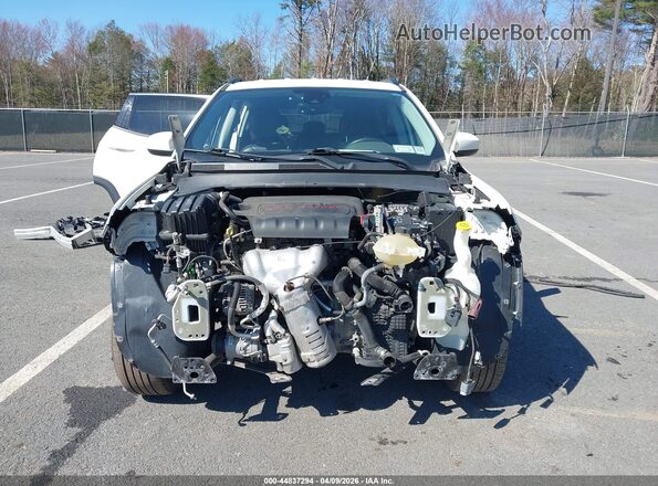 3C4NJDBB7JT393010 2018 JEEP COMPASS White Vista interior trasera