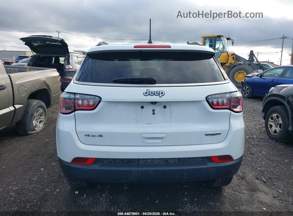 3C4NJDBB7NT129971 2022 JEEP COMPASS White 
