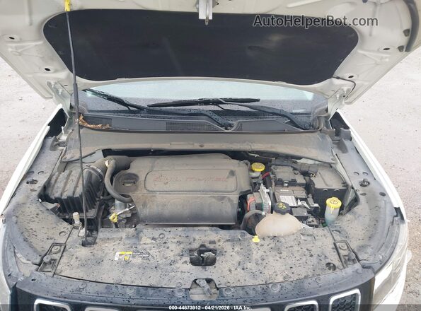 3C4NJDBB8JT331440 2018 JEEP COMPASS Белый Вид сзади