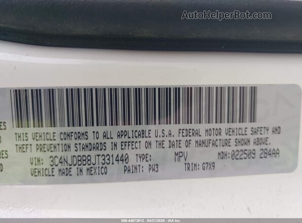 3C4NJDBB8JT331440 2018 JEEP COMPASS Белый Вид подкапотного пространства