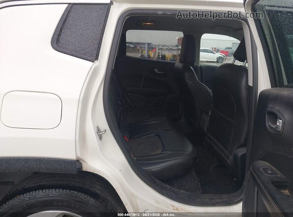 3C4NJDBB8JT331440 2018 JEEP COMPASS Белый Вид наклейки с VIN-кодом
