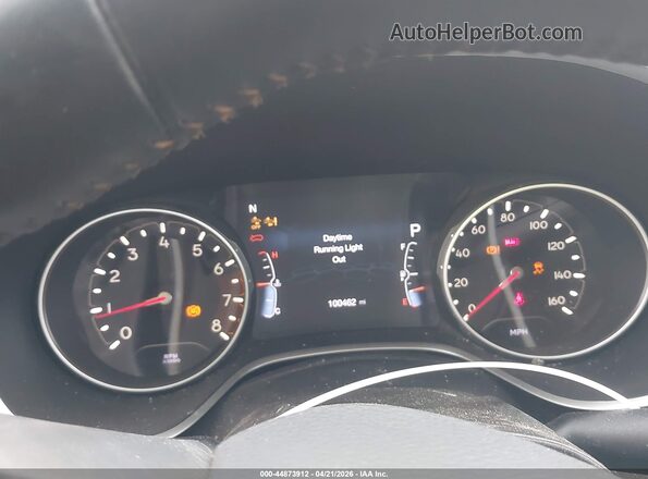 3C4NJDBB8JT331440 2018 JEEP COMPASS Белый Вид задних сидений