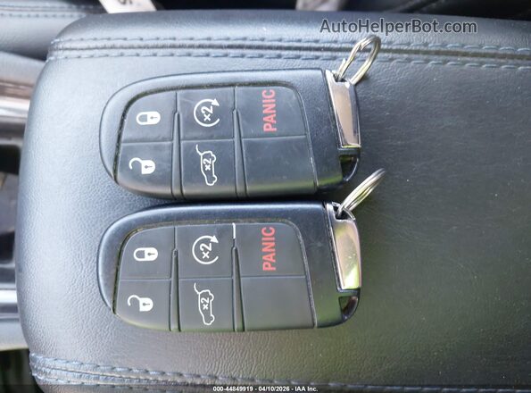 3C4NJDBB8NT151008 2022 JEEP COMPASS Burgundy Dashboard view