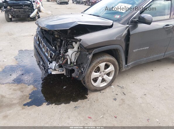 3C4NJDBB9JT399035 2018 JEEP COMPASS Gray 