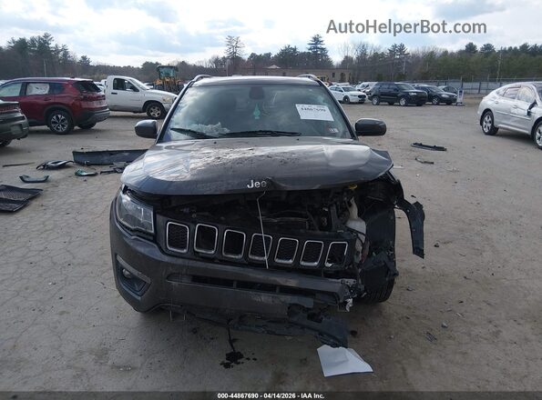 3C4NJDBB9JT399035 2018 JEEP COMPASS Gray 