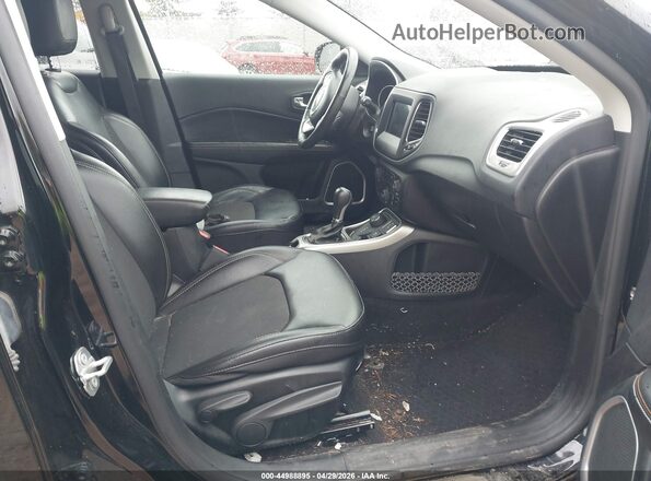 3C4NJDBB9KT849221 2019 JEEP COMPASS Черный Вид салона спереди