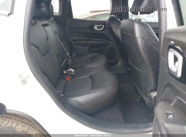 3C4NJDBN9RT162602 2024 JEEP COMPASS White VIN կոդի պիտակի տեսք