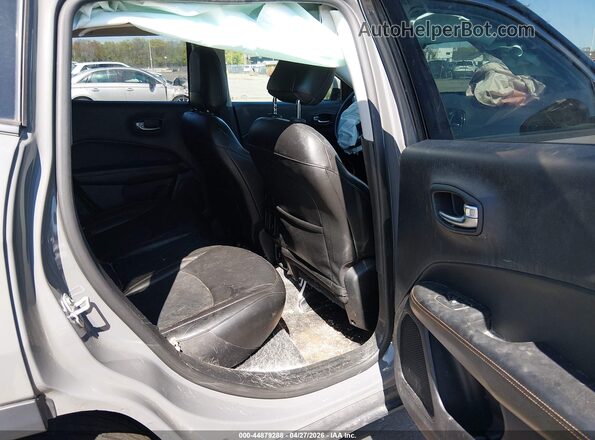 3C4NJDCB5LT138048 2020 JEEP COMPASS Gray Vista de la etiqueta del VIN