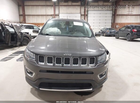 3C4NJDCB8KT619149 2019 JEEP COMPASS Gray Widok zestawu wskaźników