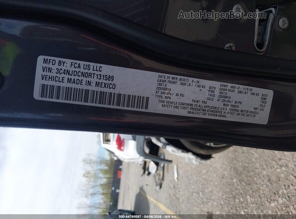 3C4NJDCN0RT131589 2024 JEEP COMPASS Gray Շարժիչի բաժամունքի տեսք