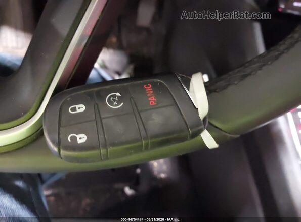 3C4NJDCN0RT164012 2024 JEEP COMPASS Gray Widok deski rozdzielczej