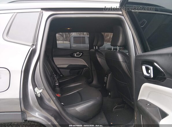 3C4NJDCN2RT145218 2024 JEEP COMPASS Black Vista de la etiqueta del VIN