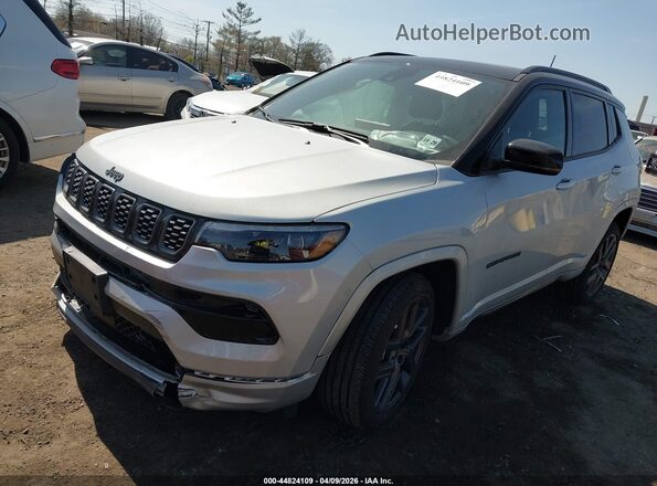 3C4NJDCN4RT173277 2024 JEEP COMPASS Silver Передня ліва чверть