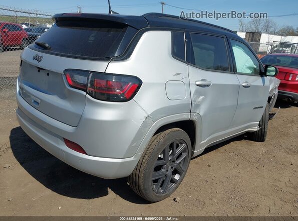 3C4NJDCN4RT173277 2024 JEEP COMPASS Silver Задня права чверть