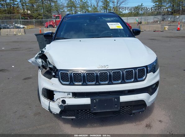 3C4NJDCN6PT532237 2023 JEEP COMPASS White Vista del cuadro de instrumentos