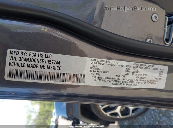 3C4NJDCN6RT157744 2024 JEEP COMPASS Gray Vista del compartimento del motor