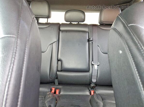 3C4NJDCN8ST510765 2025 JEEP COMPASS Red Vista de los asientos traseros