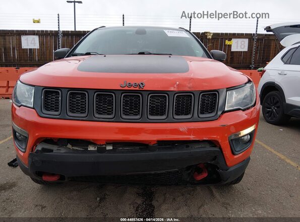 3C4NJDDB1JT174928 2018 JEEP COMPASS Orange წინა ხედი