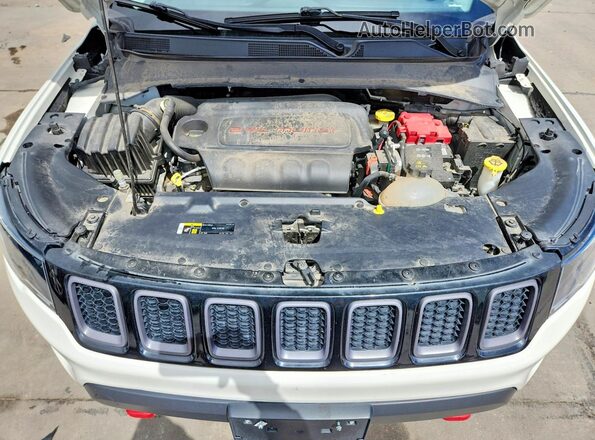 3C4NJDDB1LT248710 2020 JEEP COMPASS White ძრავის განყოფილების ხედი