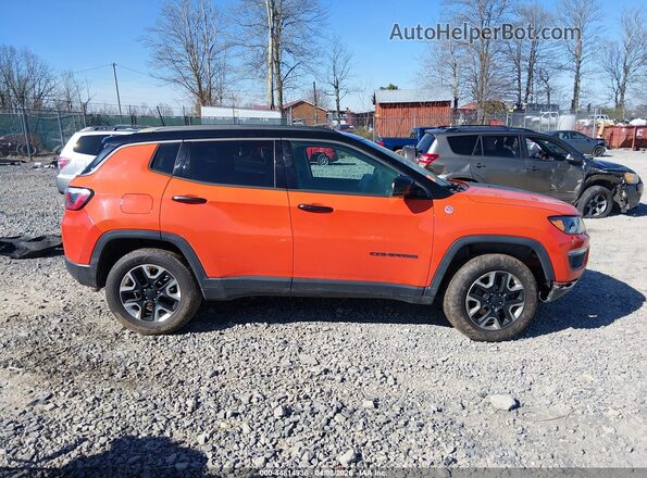 3C4NJDDB2HT688281 2017 JEEP NEW COMPASS Orange Widok wnętrza 360 stopni