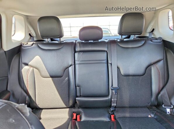 3C4NJDDB4KT595172 2019 JEEP COMPASS Red 