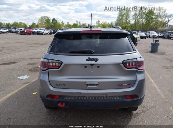 3C4NJDDB4LT195209 2020 JEEP COMPASS Silver 