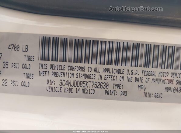 3C4NJDDB5KT752630 2019 JEEP COMPASS White Вид підкапотного простору
