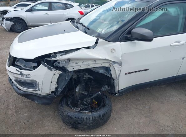 3C4NJDDB7KT721203 2019 JEEP COMPASS White 