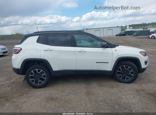 3C4NJDDB7KT721203 2019 JEEP COMPASS White 