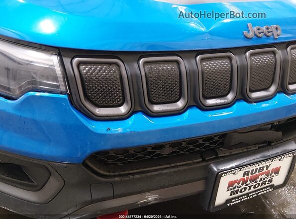 3C4NJDDB7NT105232 2022 JEEP COMPASS Синий Вид спереди