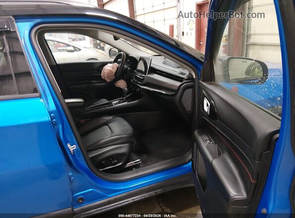 3C4NJDDB7NT105232 2022 JEEP COMPASS Синий Вид салона спереди