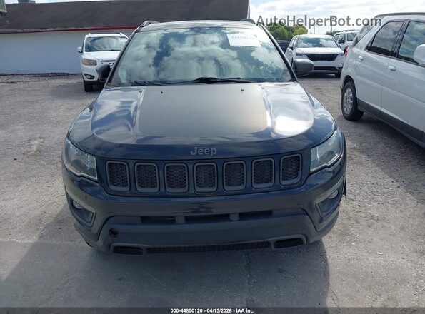 3C4NJDDB8HT635374 2017 JEEP NEW COMPASS Синий Вид щитка приборов