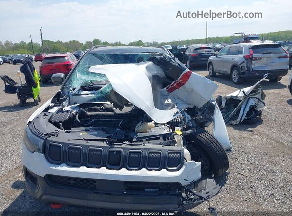 3C4NJDDB9NT127197 2022 JEEP COMPASS White 
