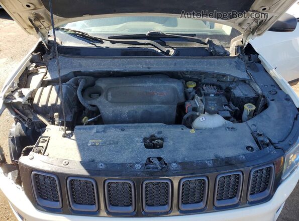 3C4NJDDBXJT346003 2018 JEEP COMPASS White ძრავის განყოფილების ხედი