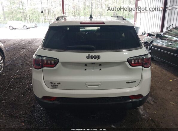 3C4NJDFB4NT178572 2022 JEEP COMPASS White 