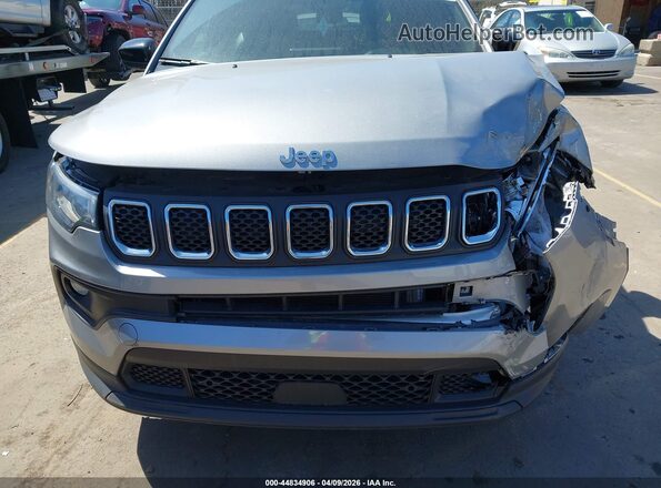 3C4NJDFN4PT557102 2023 JEEP COMPASS Gray 