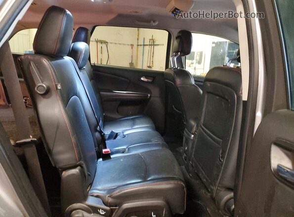 3C4PDDEG3KT816643 2019 DODGE JOURNEY Silver Vista interior trasera