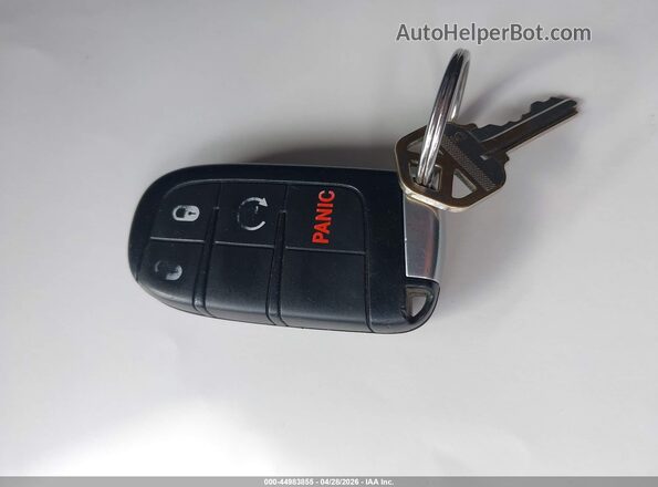 3C4PDDEG7KT759007 2019 DODGE JOURNEY Silver Widok deski rozdzielczej