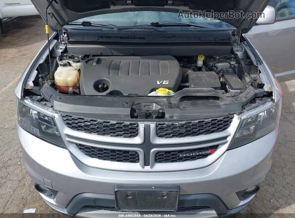 3C4PDDEG7KT759007 2019 DODGE JOURNEY Silver Widok z tyłu