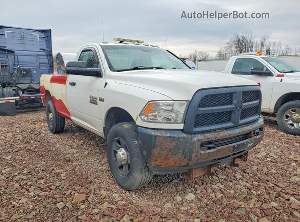 3C63R3AT5HG586982 2017 RAM 3500 White Передня права чверть