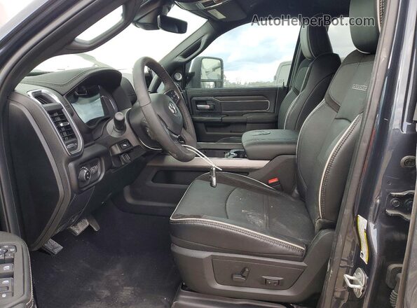 3C63RRML3TG161641 2026 RAM 3500 Charcoal Widok wnętrza z przodu
