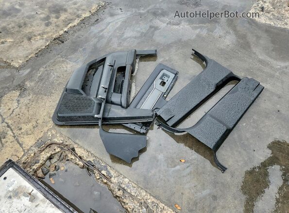3C63RRML9RG190683 2024 RAM 3500 Black ძრავის განყოფილების ხედი