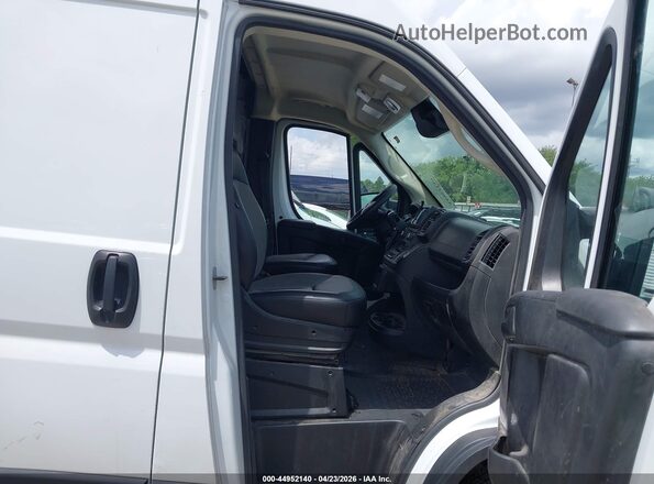 3C6LRVDG9PE588206 2023 RAM PROMASTER 2500 Белый Вид салона спереди