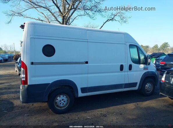 3C6TRVCG4HE548716 2017 RAM PROMASTER 2500 White უკანა სალონის ხედი