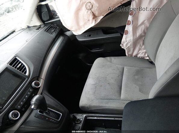 3CZRM3H54GG711472 2016 HONDA CR-V Silver Front interior view