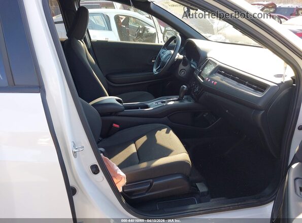 3CZRU6H11MM754677 2021 HONDA HR-V Белый Вид салона спереди