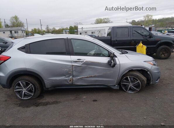3CZRU6H58MM736289 2021 HONDA HR-V Silver Widok wnętrza z tyłu
