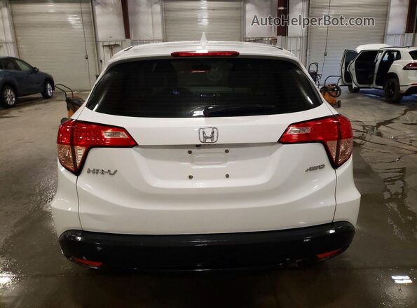 3CZRU6H5XJM729324 2018 HONDA HR-V White Rear view