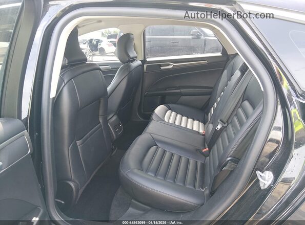 3FA6P0CD3KR113731 2019 FORD FUSION Черный Вид наклейки с VIN-кодом